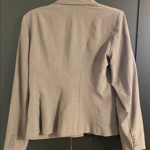 Blazer - Picture 2 of 2